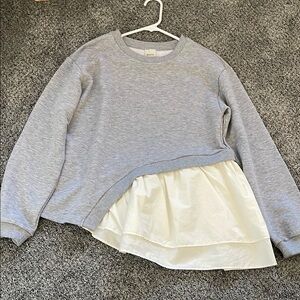 Sweatshirt by Maeve